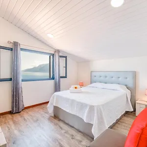 https://north-coast-view-house.madeira-islandshotels.com